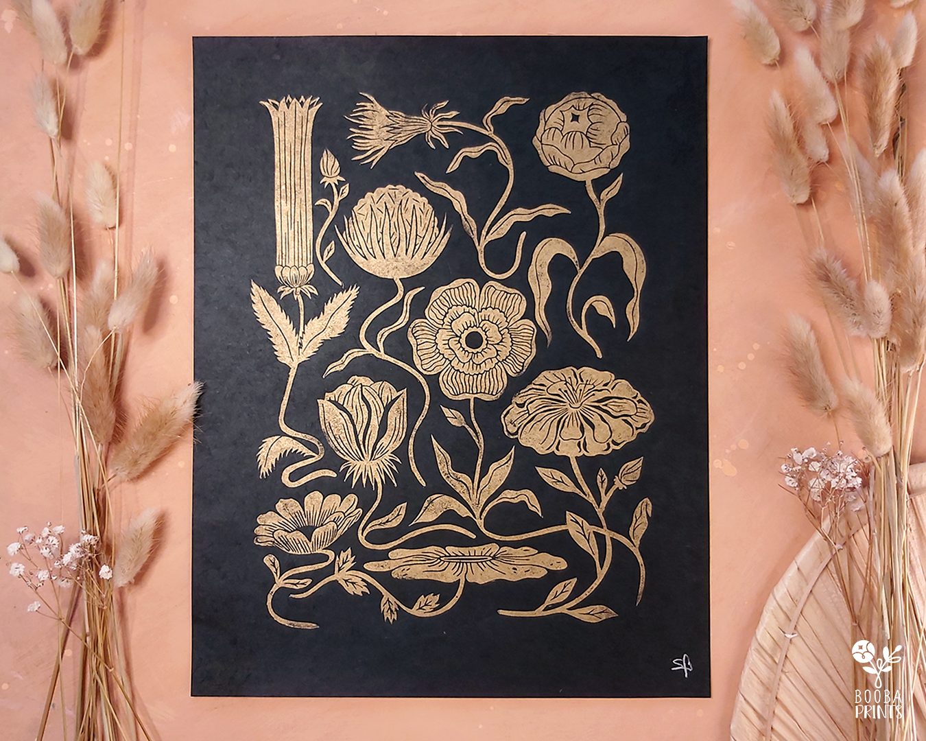 A collection of all my handmade original linocut prints. Including all my collections, such as floral designs in metallic gold, cats print, women prints, self love and care prints, tote bags, minimalistic prints, nature prints, mixed media prints.