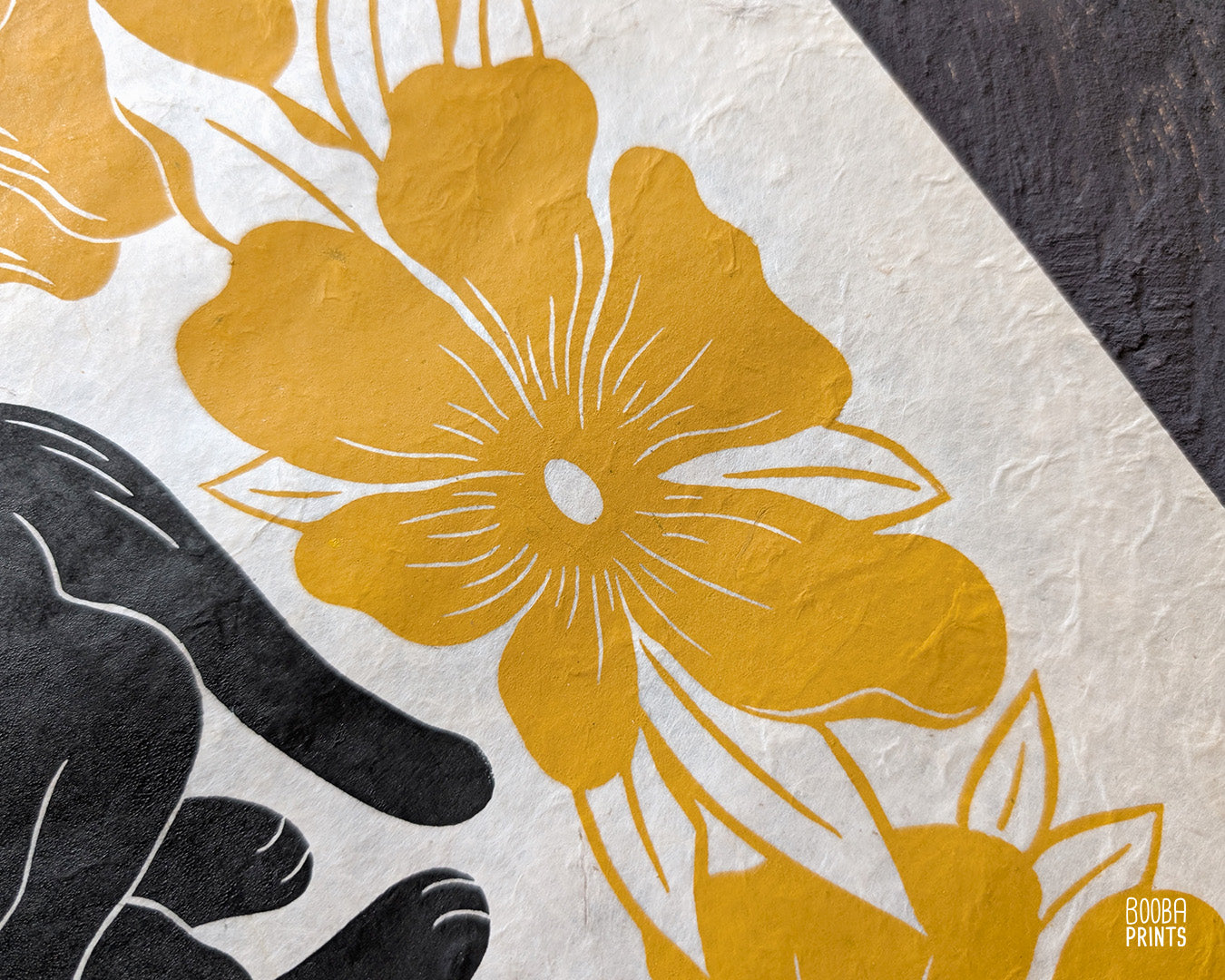 Lazy Black Cat & Yellow Flowers ✷ 20% Off!